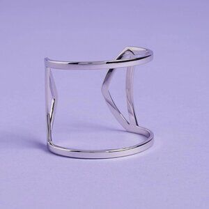 Jules Smith Jane Cuff Bracelet in Silver - New in Pouch - $90 RV